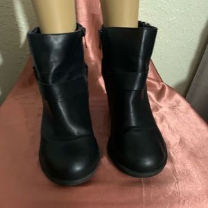 Torrid booties buckle details with zippers SIZE:8W